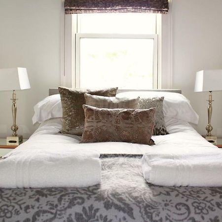 Central Bath House Group Accommodation מראה חיצוני תמונה